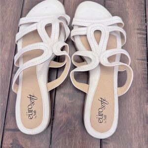 Euro Soft By Sofft White Strap Sandals Size 8.5/ 9 Comfy Chic Dress Summer Shoe